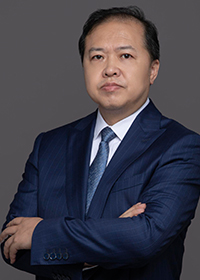 劉暉：中國部·中學常務(wù)副校長