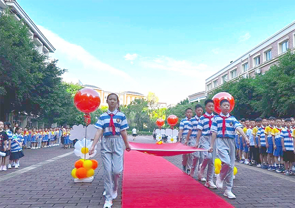 開學(xué)季丨“愛”悅動，逐夢想——中國部·小學(xué)開學(xué)季