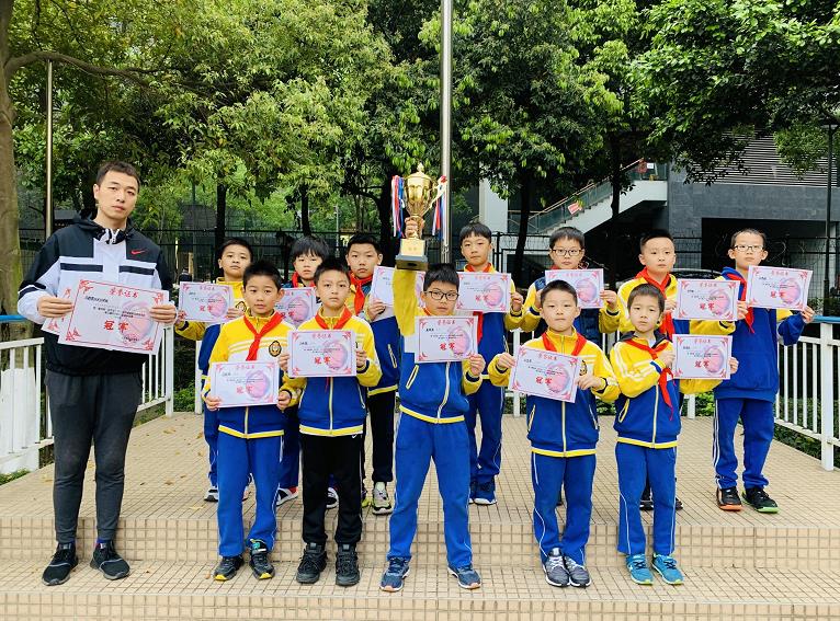中國(guó)部·小學(xué)U10籃球隊(duì)勇奪高新區(qū)冠軍